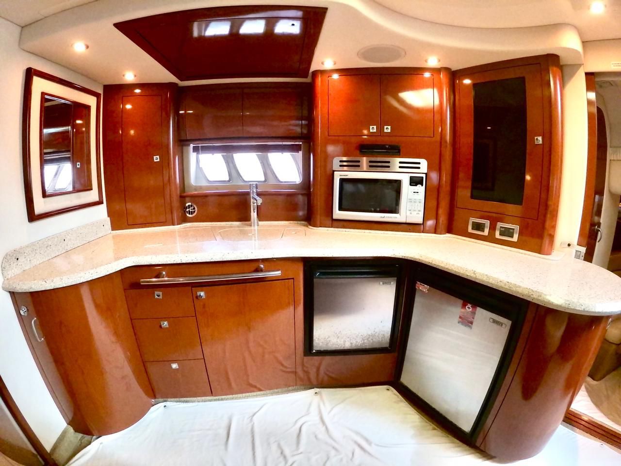 46SeaRayCancun (19)