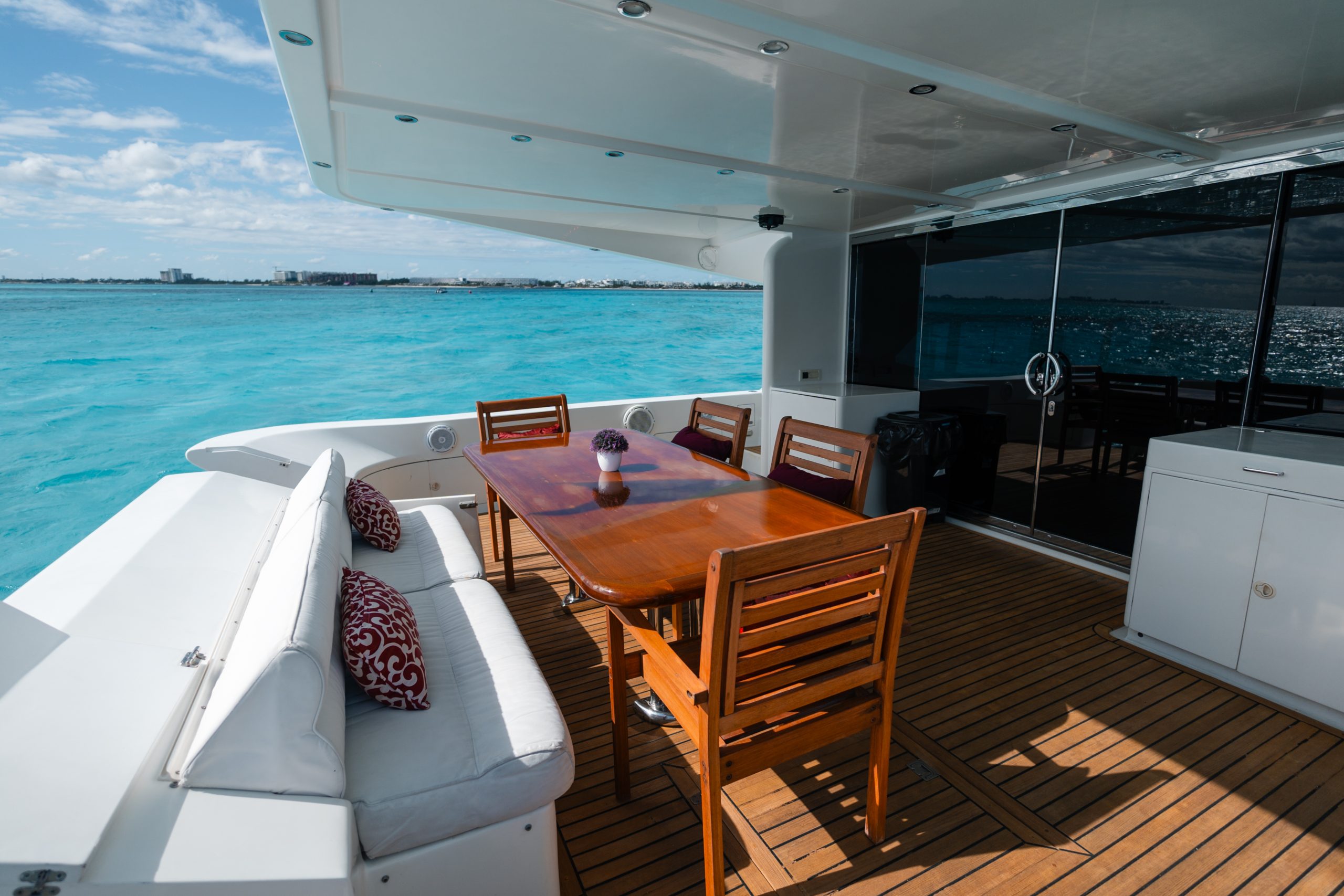 80ViveYacht (8)