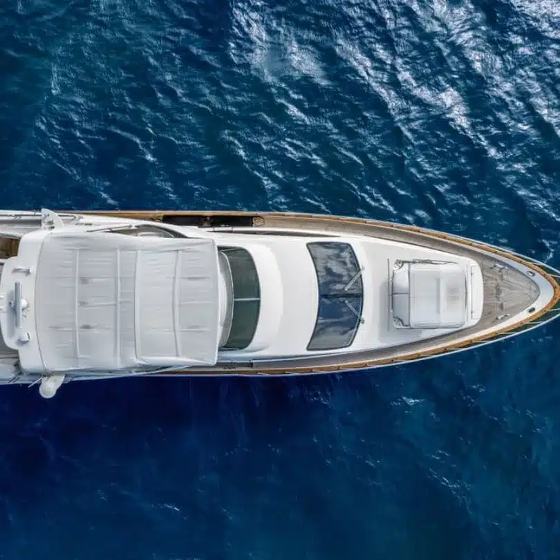 Renta-de-Yates-de-Lujo-en-Cancun-Truco-II-Luxury-Yacht-rental-in-Cancun-Truco-II.4