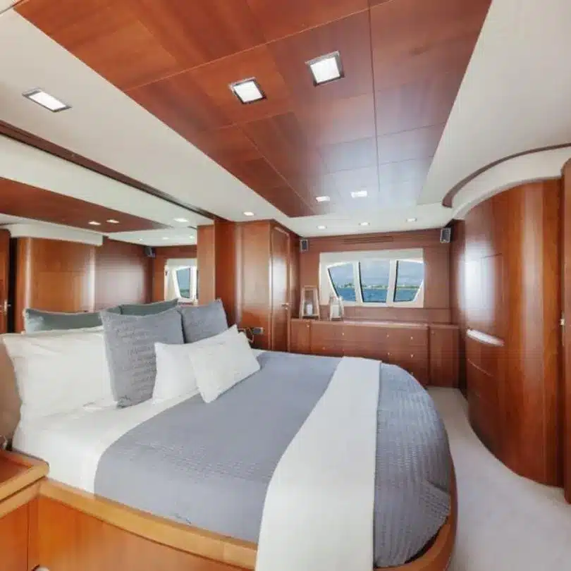 Renta-de-Yates-de-Lujo-en-Cancun-Truco-II-Luxury-Yacht-rental-in-Cancun-Truco-II.9