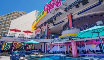 Coco Bongos Beach