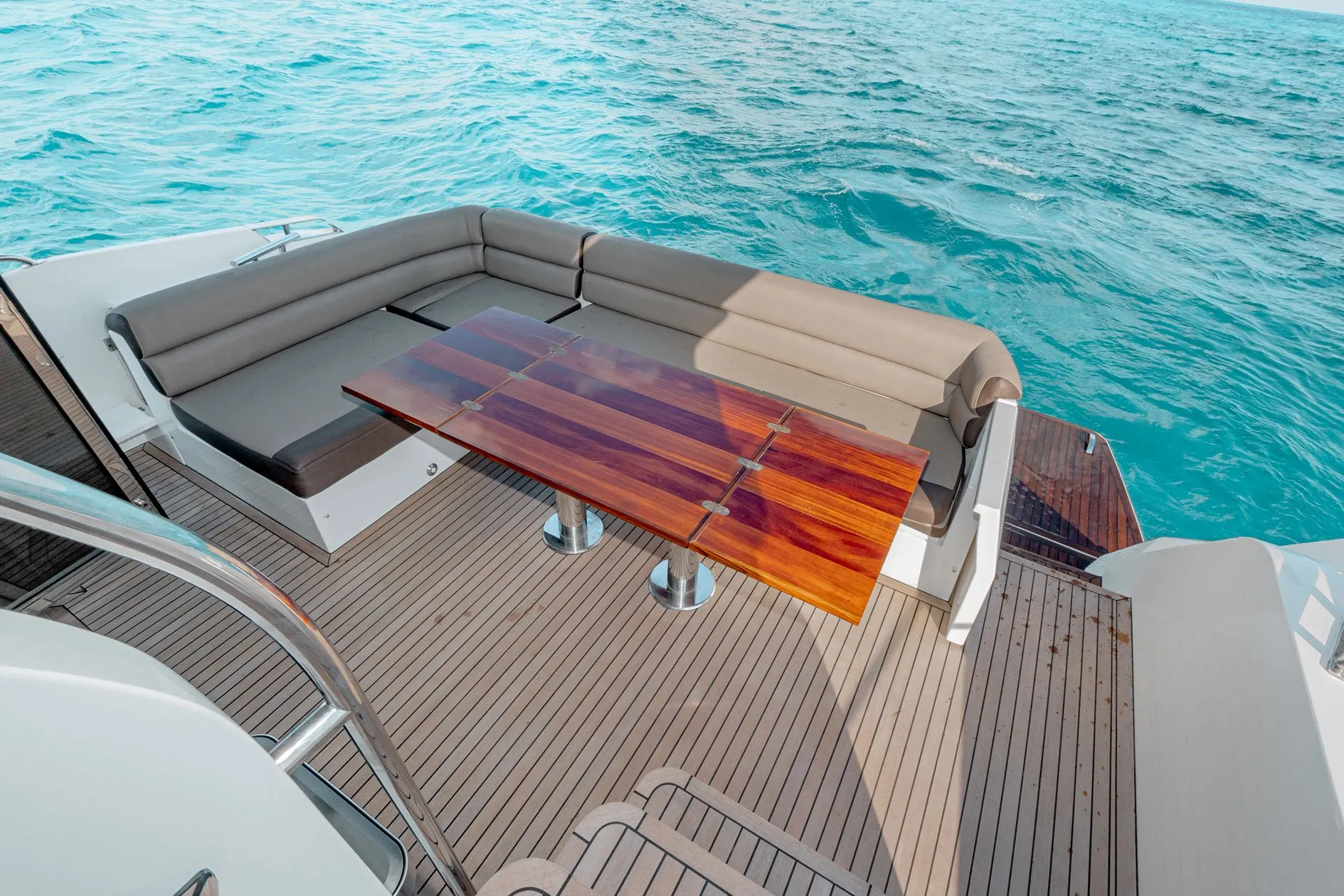 galeon560hor_16